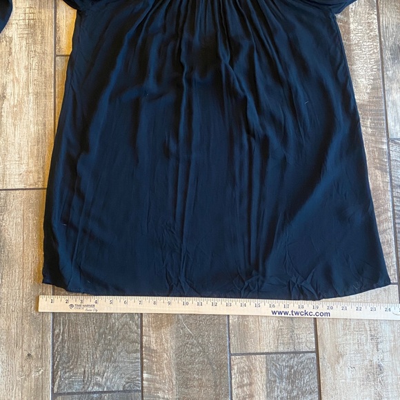 Elan Black Ruffled Tunic Top 🆕 - Picture 9 of 11